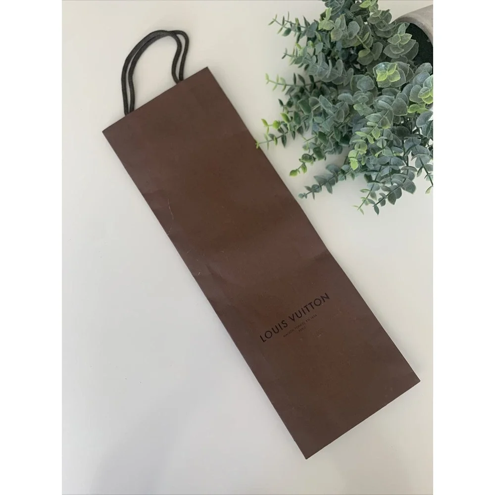 LOUIS VUITTON Authentic Paper Gift Shopping Bag 17.25